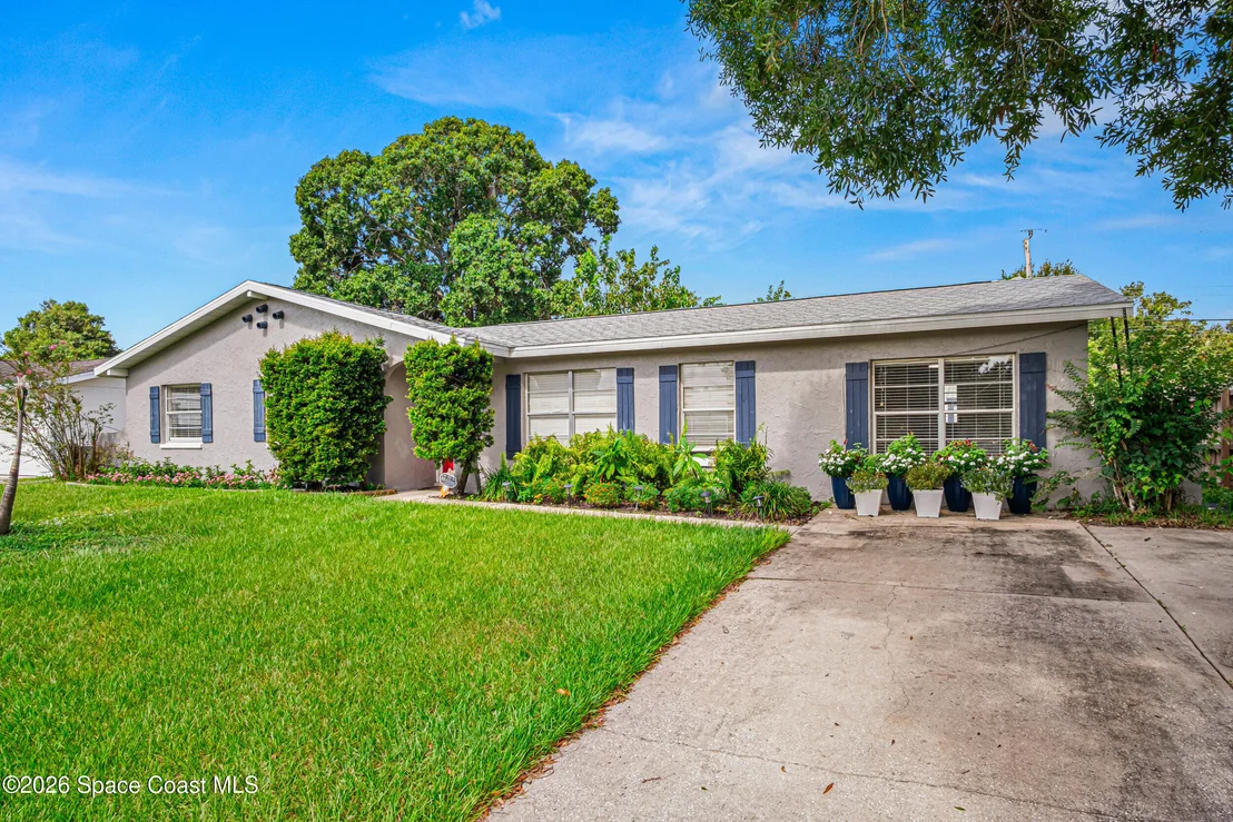 Photo of 227 Monaco Road
