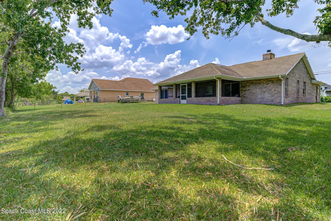 Photo of 1545 Corey Road