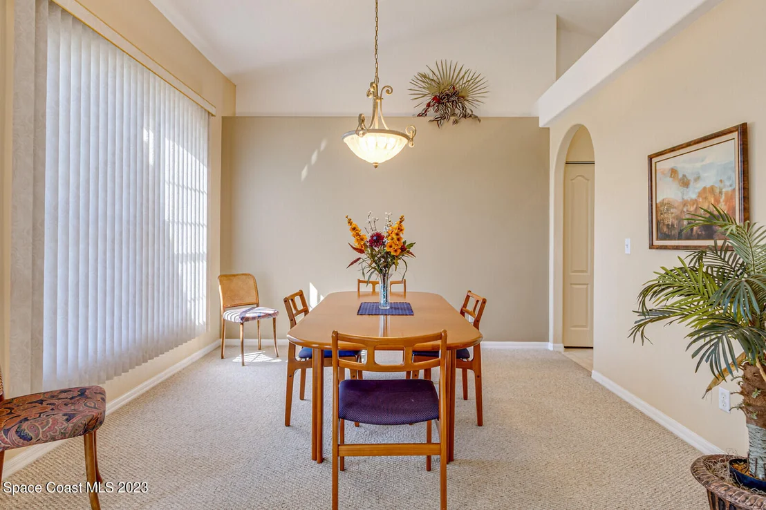 Photo of 825 Potomac Drive