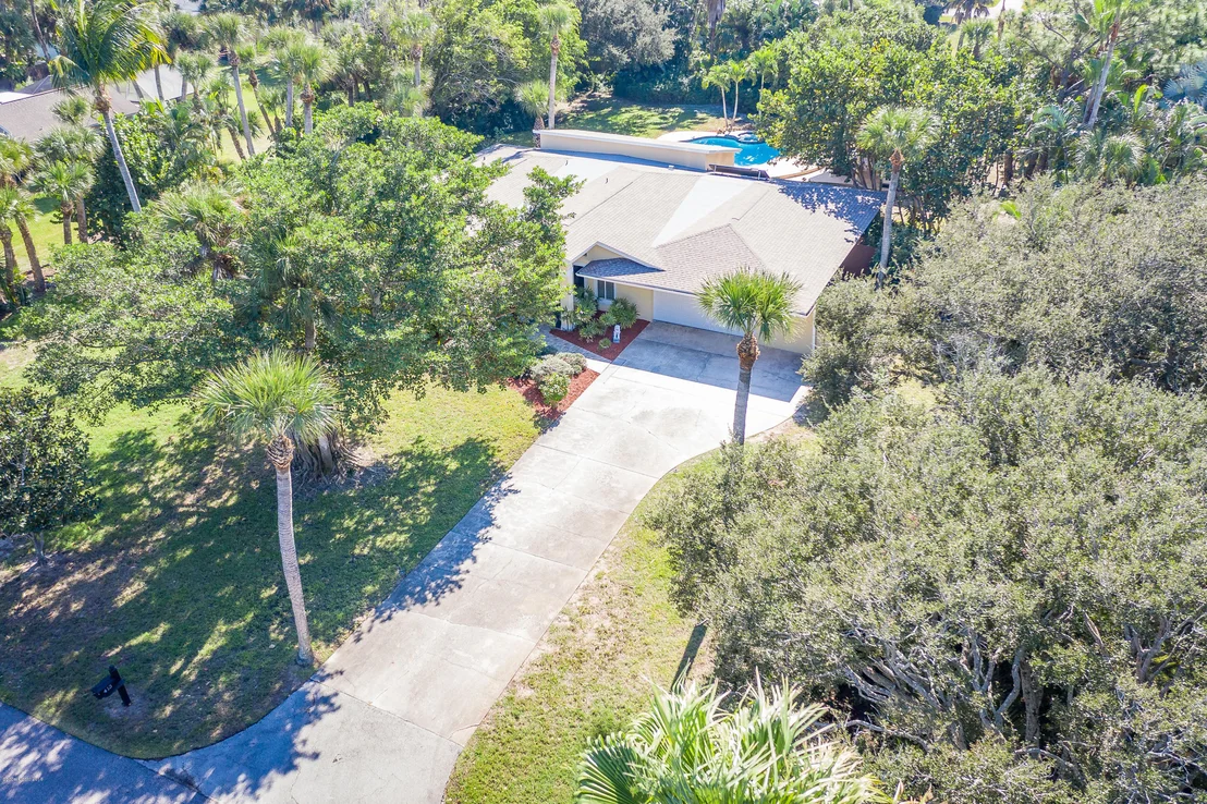 Photo of 413 Sunset Boulevard