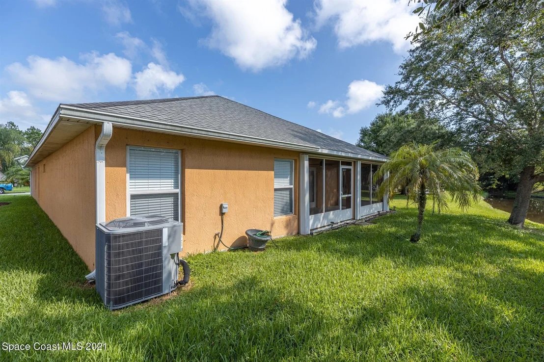 Photo of 2540 Stratford Pointe Drive