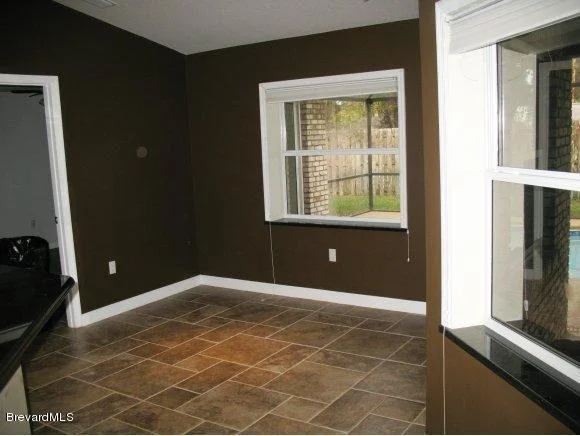 Photo of 2426 Oakcrest Lane