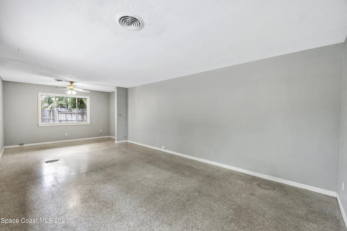 Photo of 521 Andrews Drive