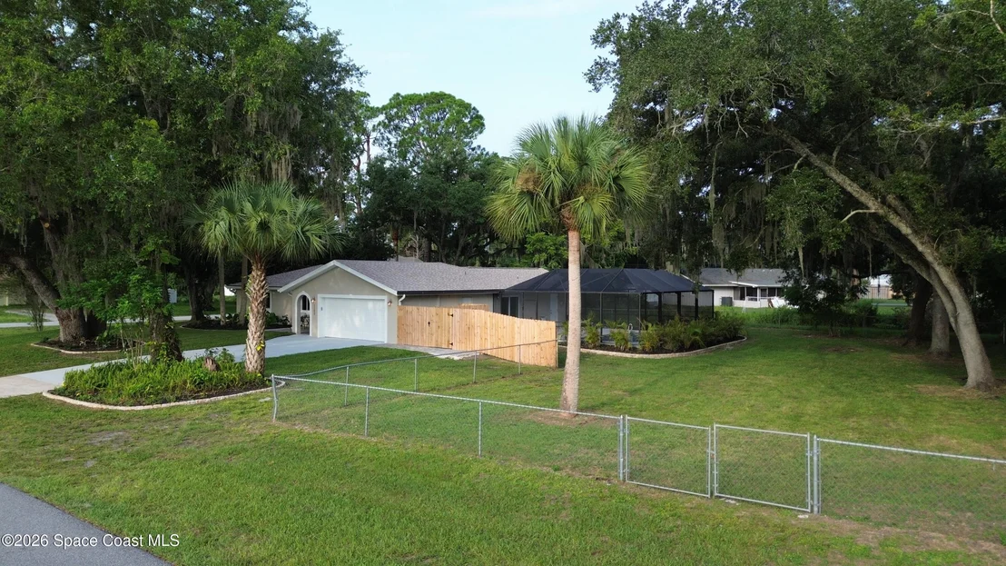 Photo of 1190 Grapefruit Road SE