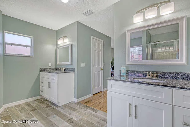 Photo of 1089 Kingfisher Way