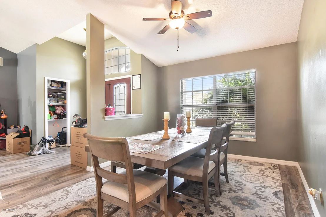 Photo of 943 Pelican Lane