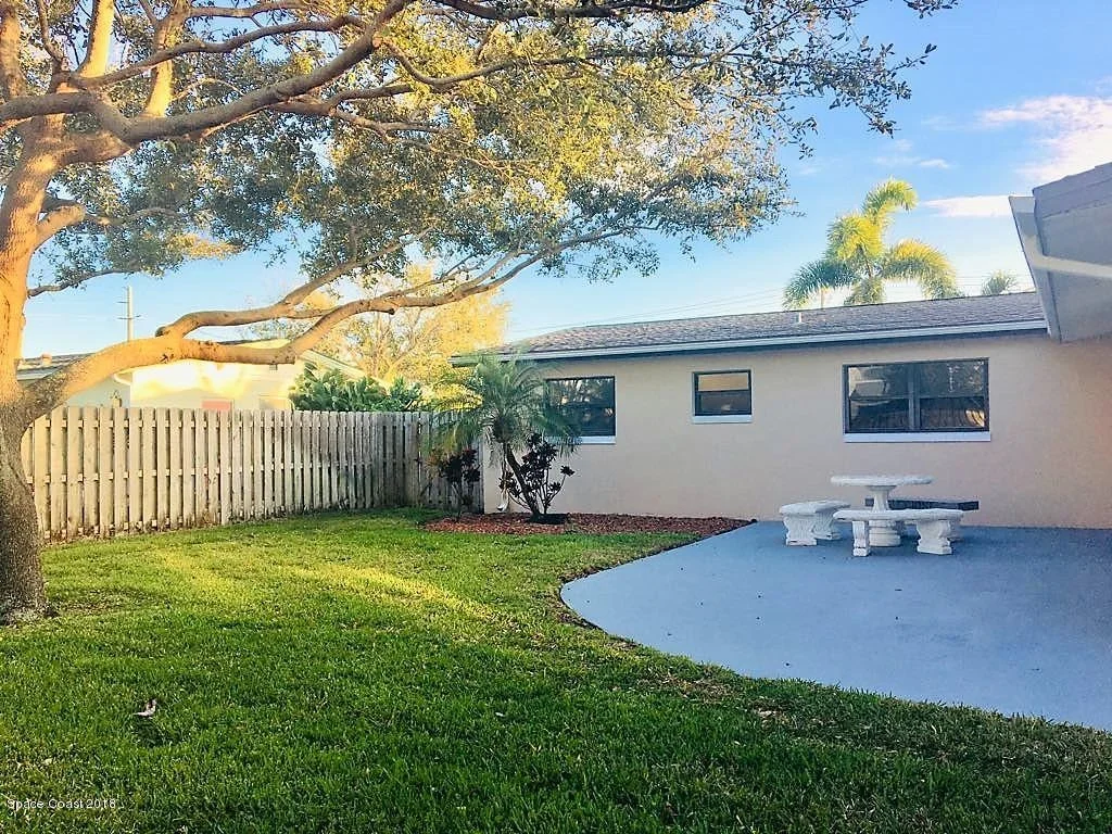 Photo of 413 Skylark Boulevard