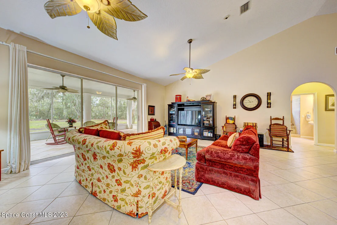 Photo of 3333 Aloha Lane
