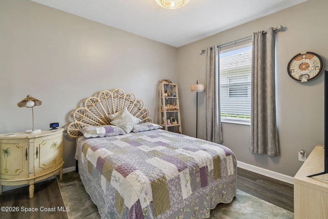 Photo of 409 Gardendale Circle SE