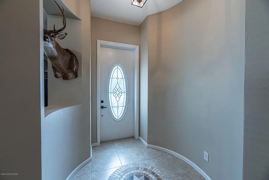 Photo of 851 Cressa Circle