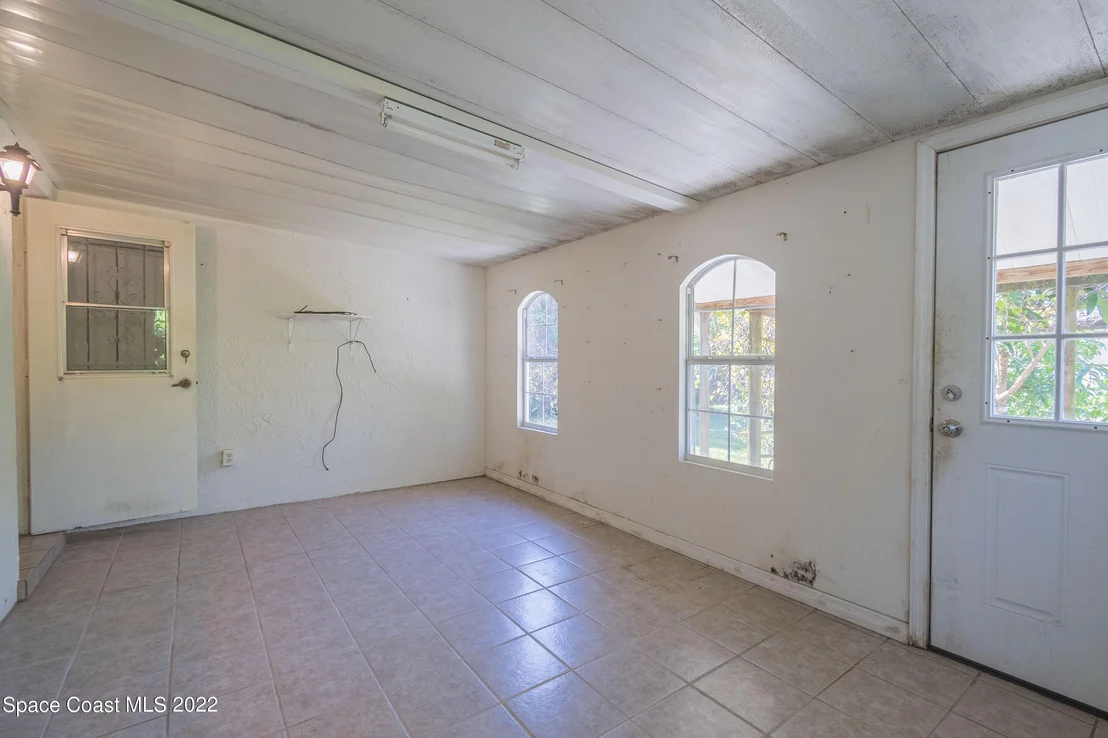 Photo of 936 Clayton Drive