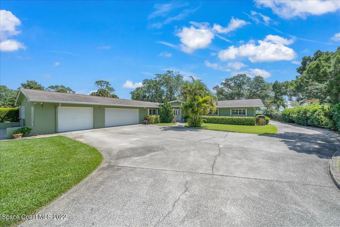 Photo of 1811 Rockledge Drive