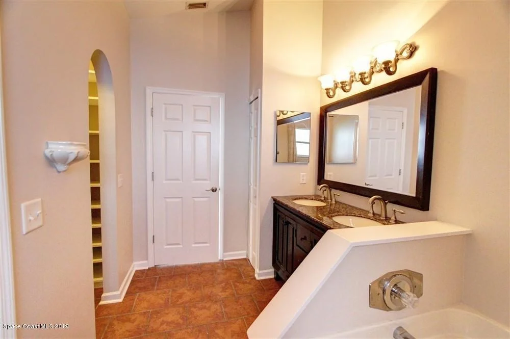 Photo of 1473 Crane Creek Boulevard