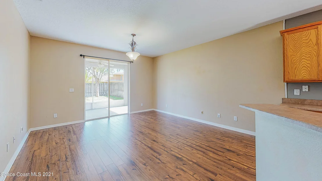 Photo of 1598 Maeve Circle