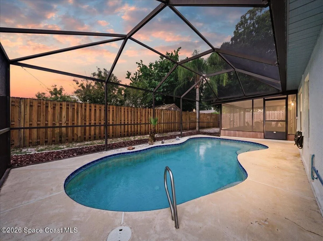 Photo of 899 Spirea Drive