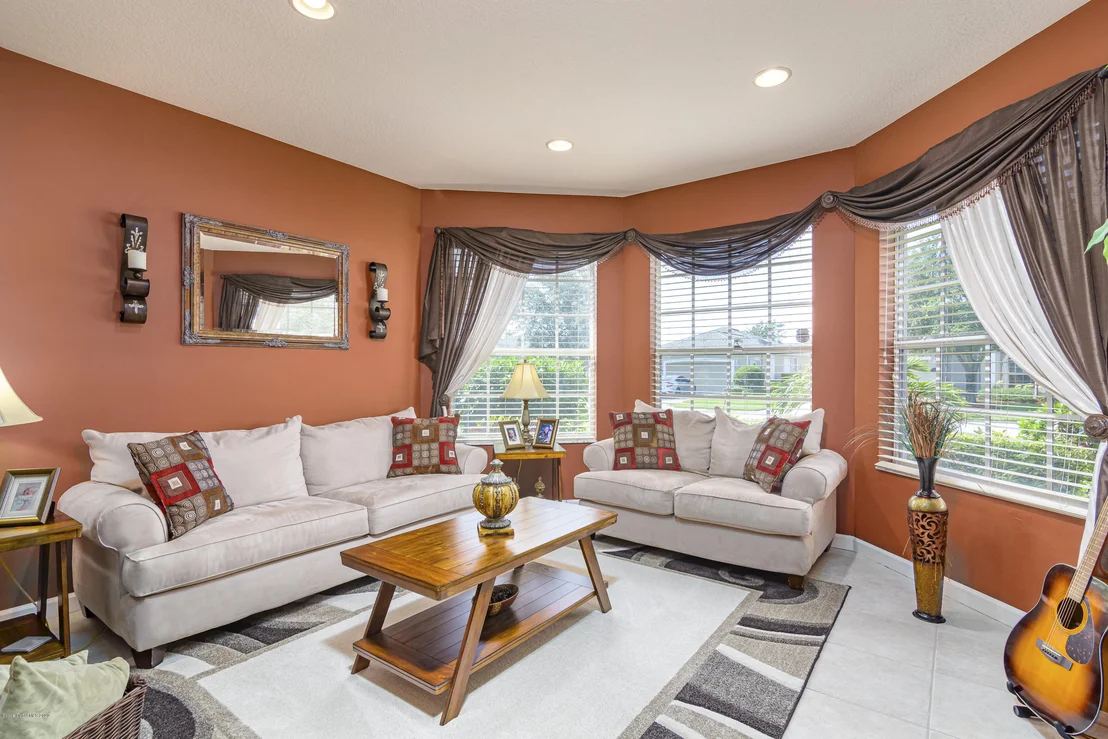 Photo of 331 Gardendale Circle SE