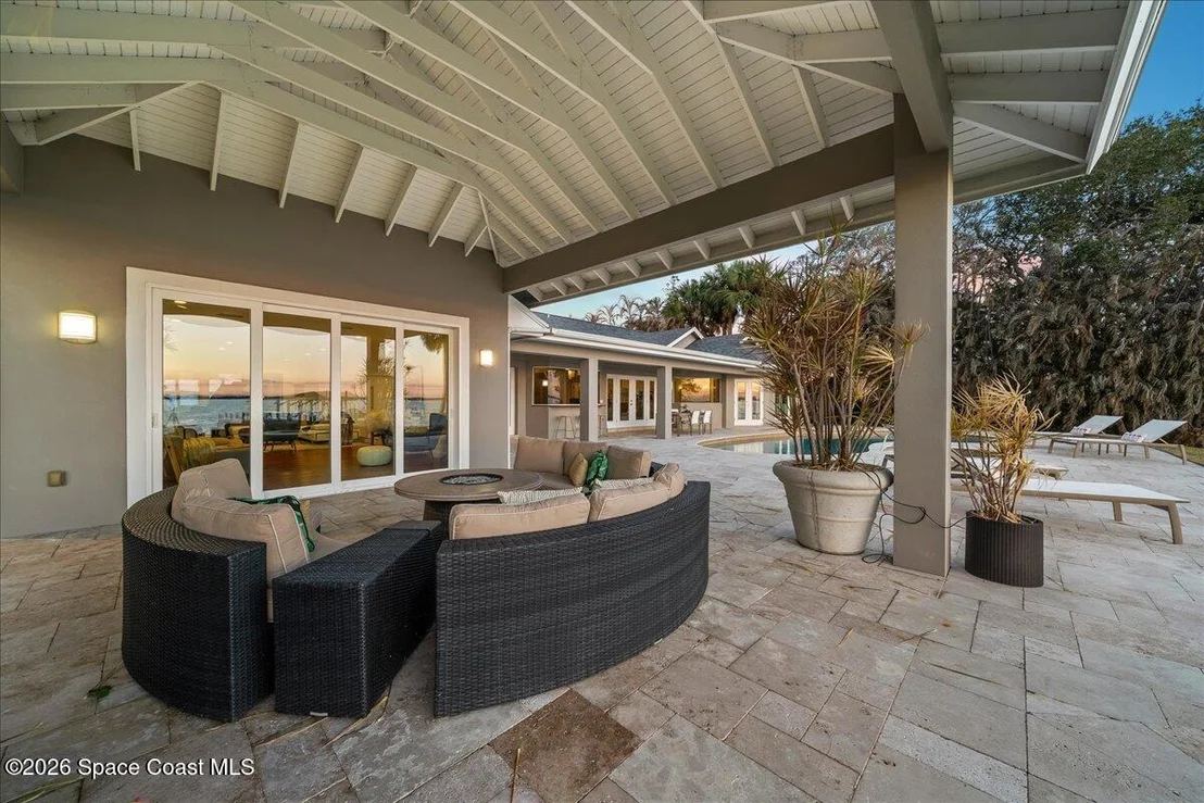 Photo of 408 Riverside Drive