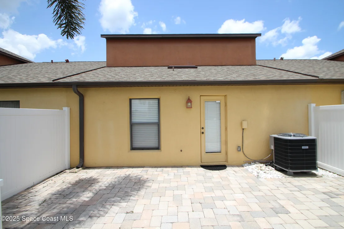 Photo of Unit 103 at 785 Luminary Circle