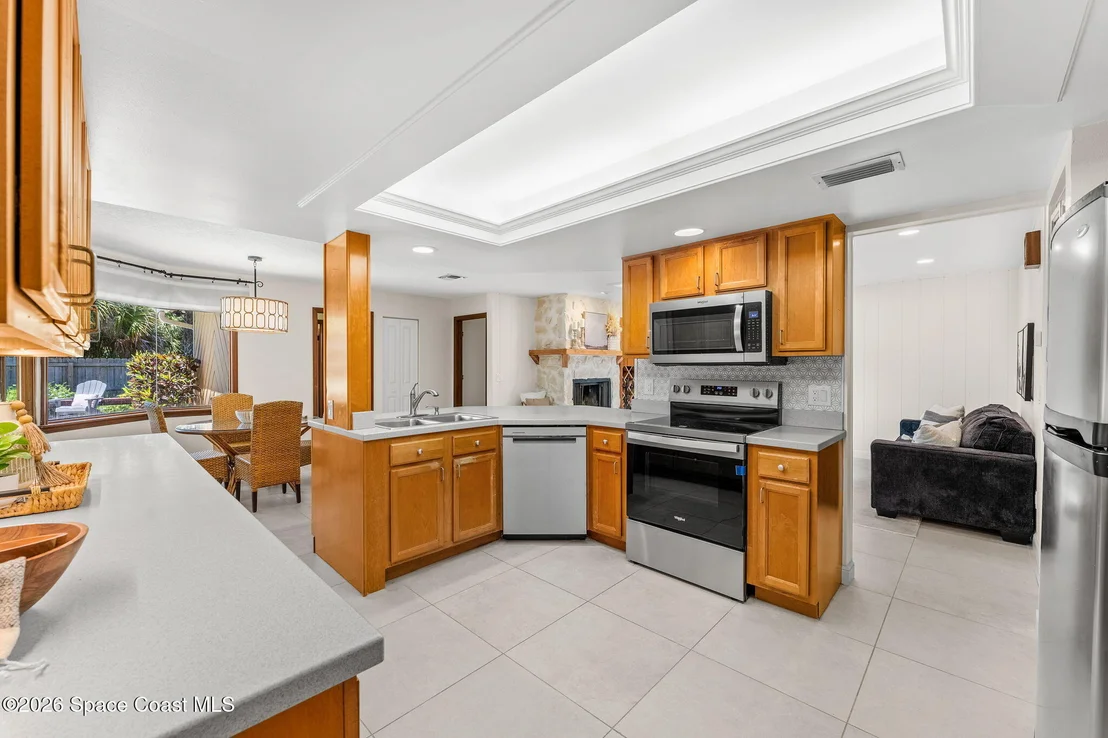 Photo of 496 N River Oaks Drive