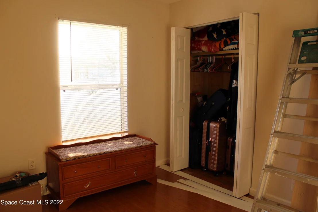 Photo of 951 Burn Drive NE