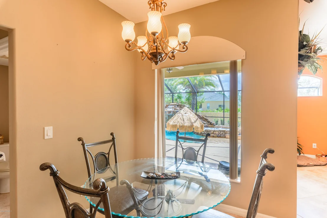Photo of 117 SE Ridgemont Circle SE