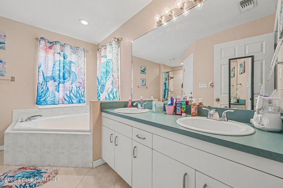 Photo of 6100 Adina Road