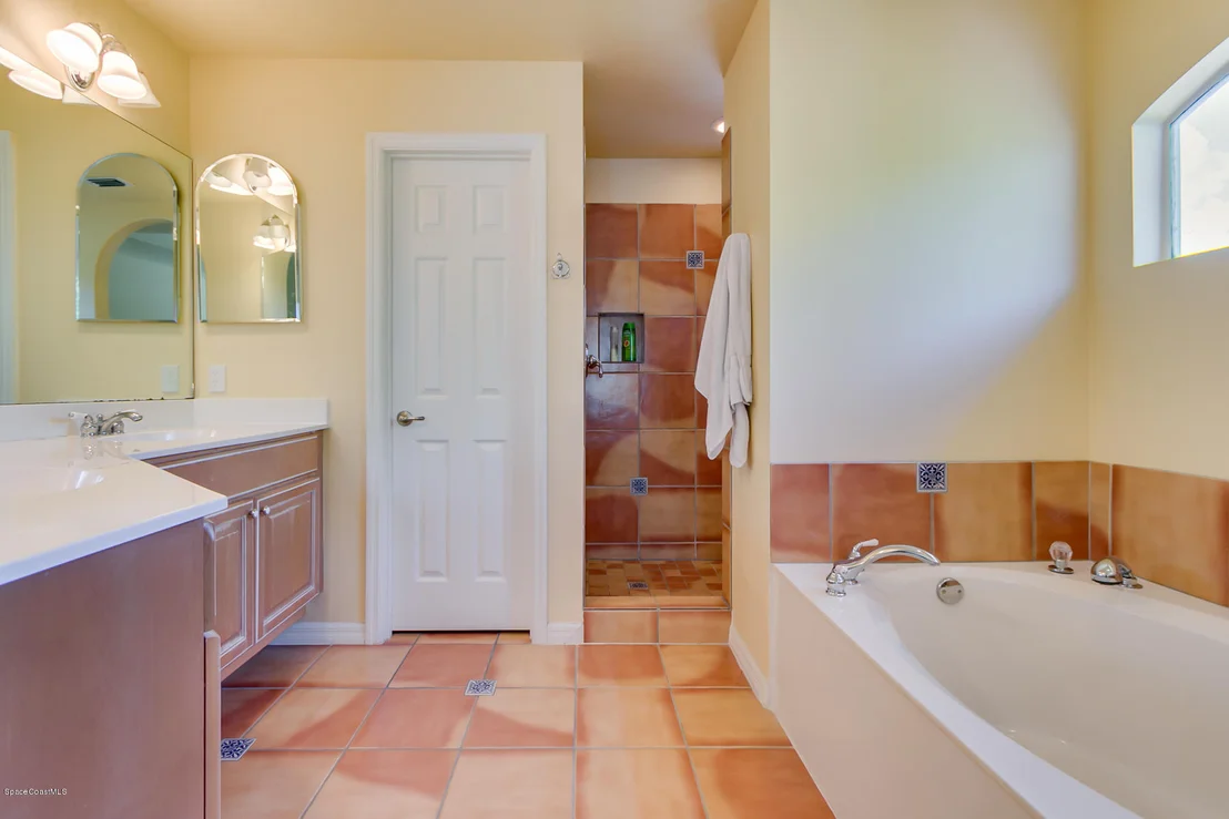 Photo of 438 Sandy Key