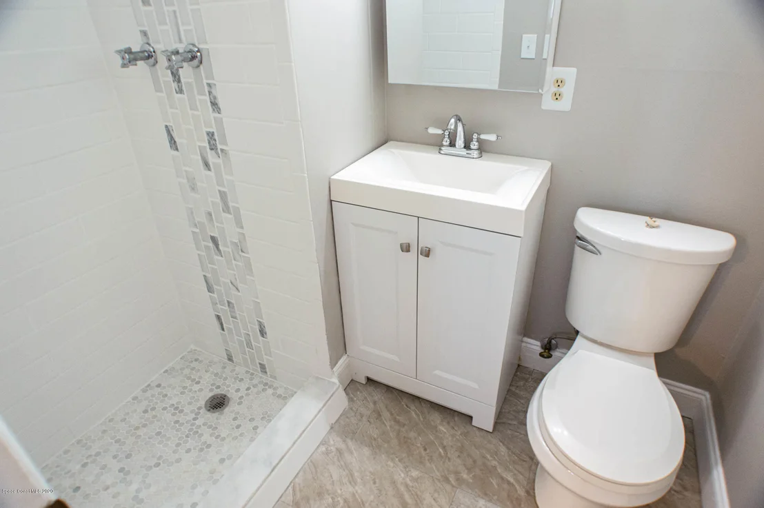 Photo of 1378 Eva Lane