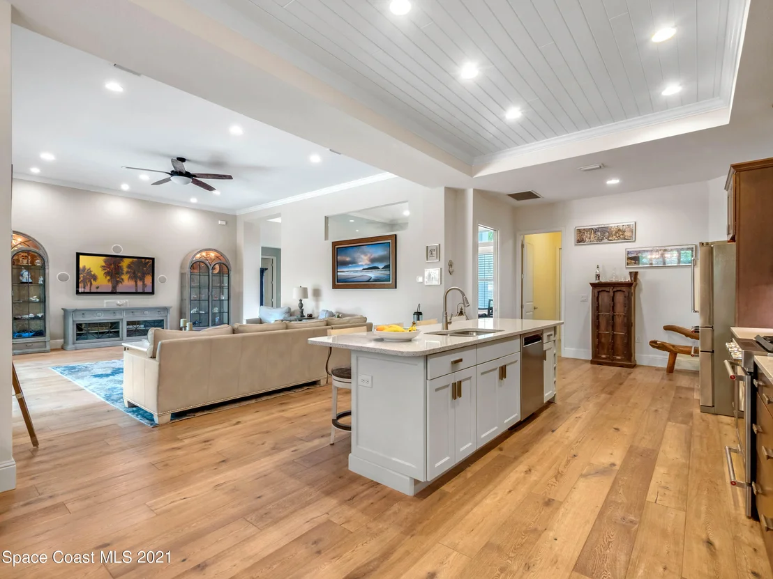 Photo of 357 Southampton Drive