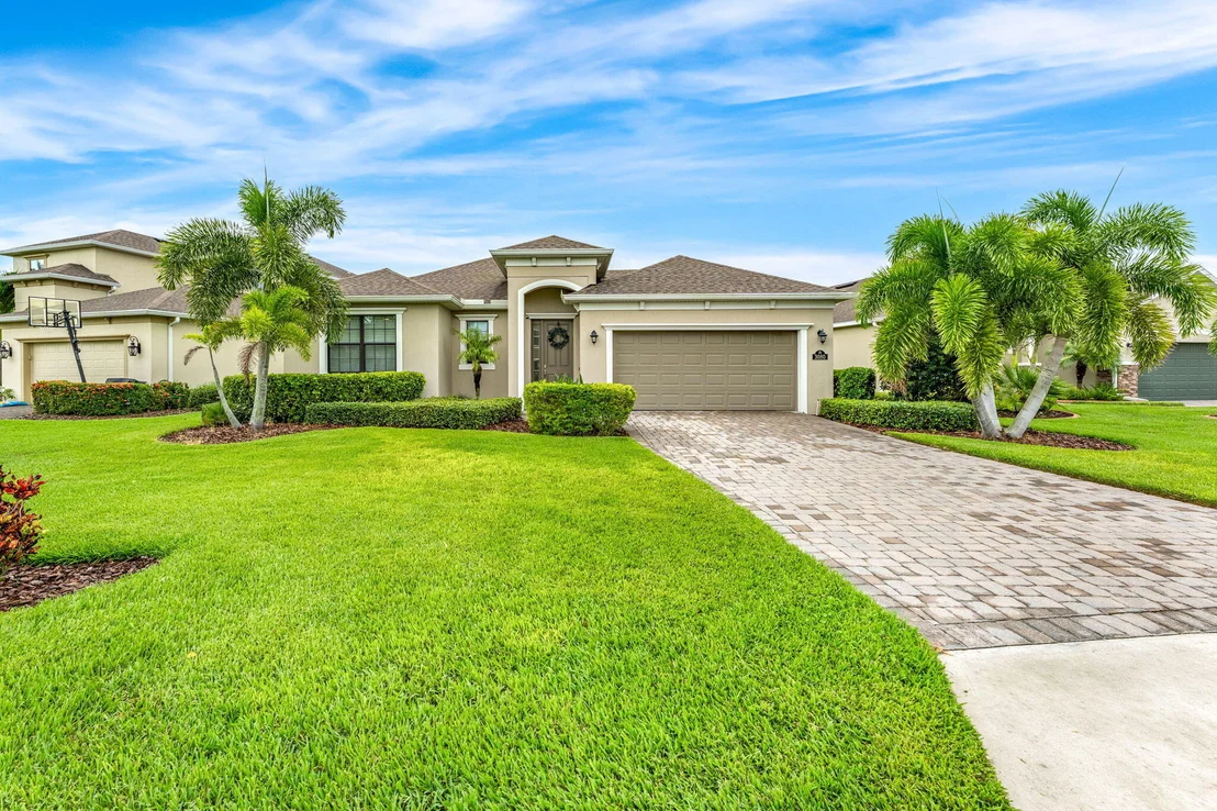 Photo of 3080 Casterton Drive