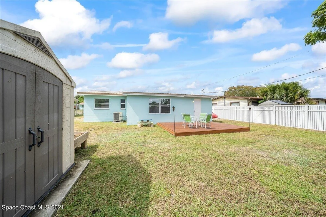 Photo of 1413 Rosemary Drive