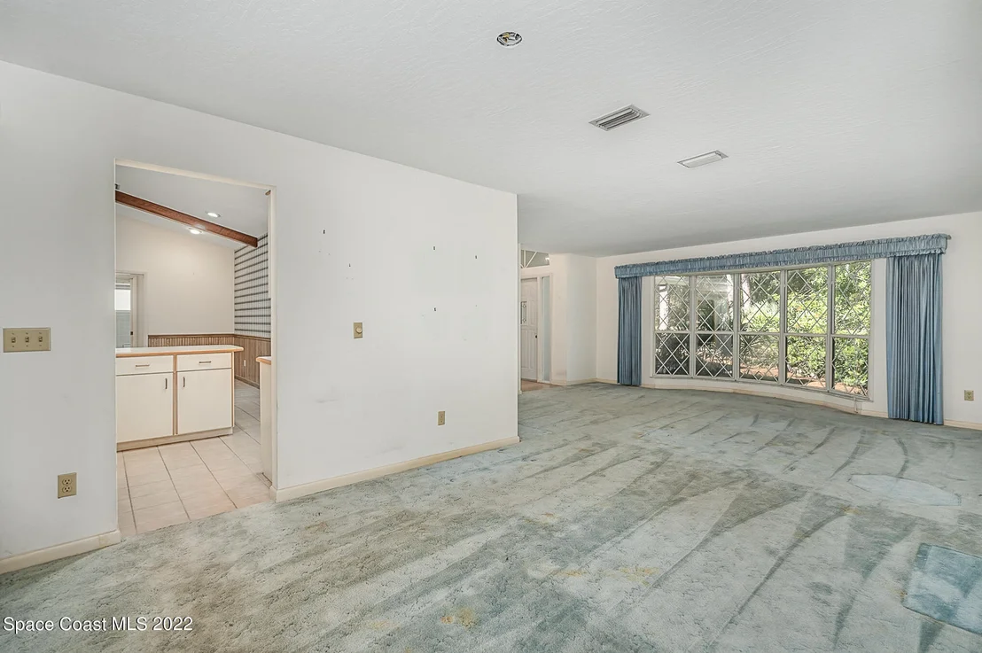Photo of 2002 Mattison Drive NE