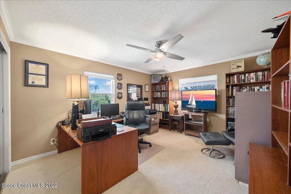 Photo of 655 Jackson Court