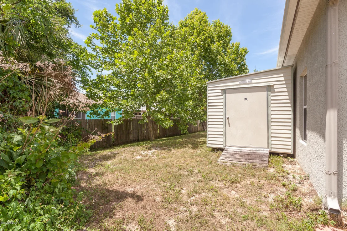 Photo of 6610 Bamboo Avenue
