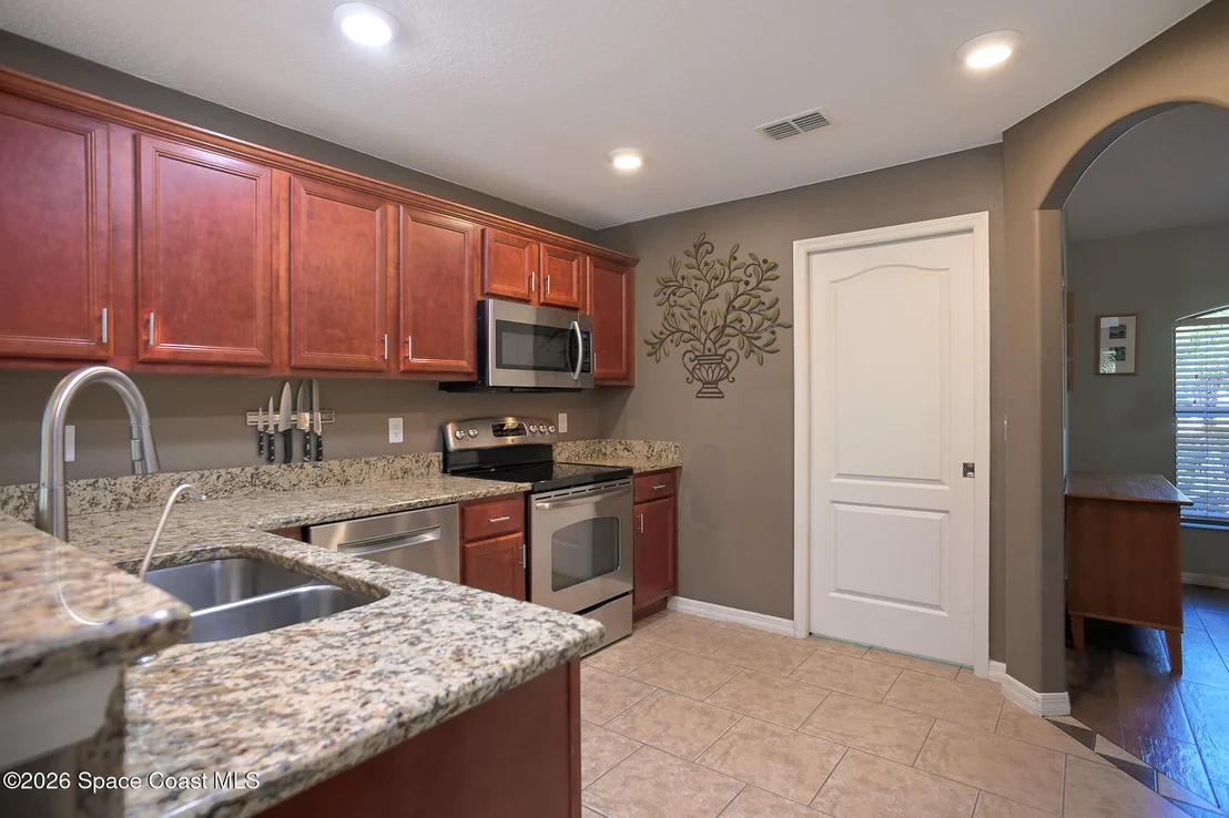 Photo of 305 Pelican Drive