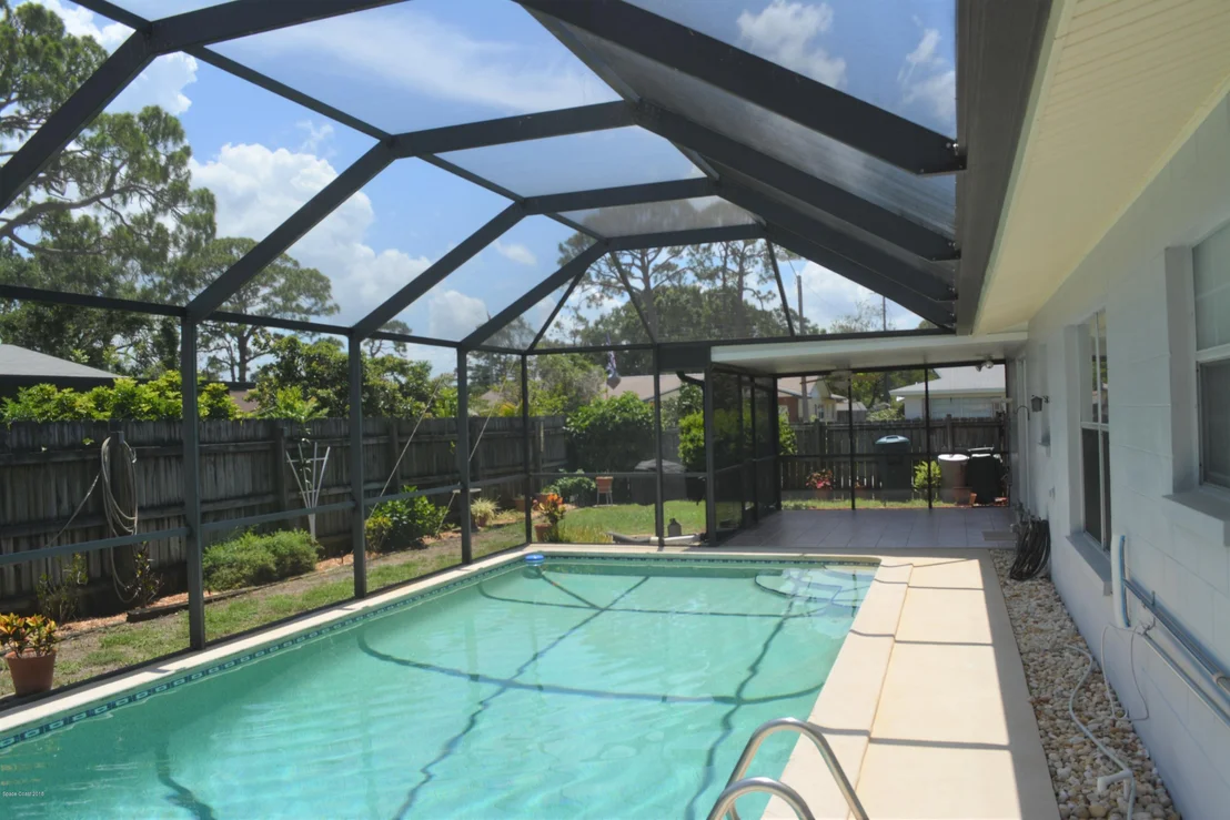 Photo of 913 Kings Post Road