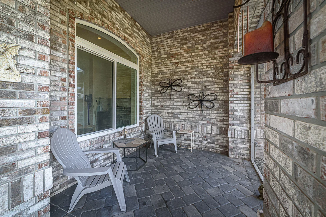 Photo of 4434 Long Lake Road
