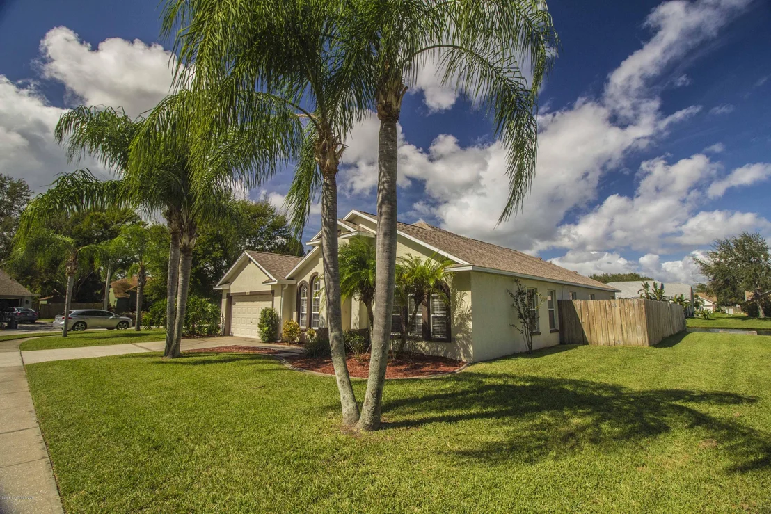 Photo of 1041 Pelican Lane