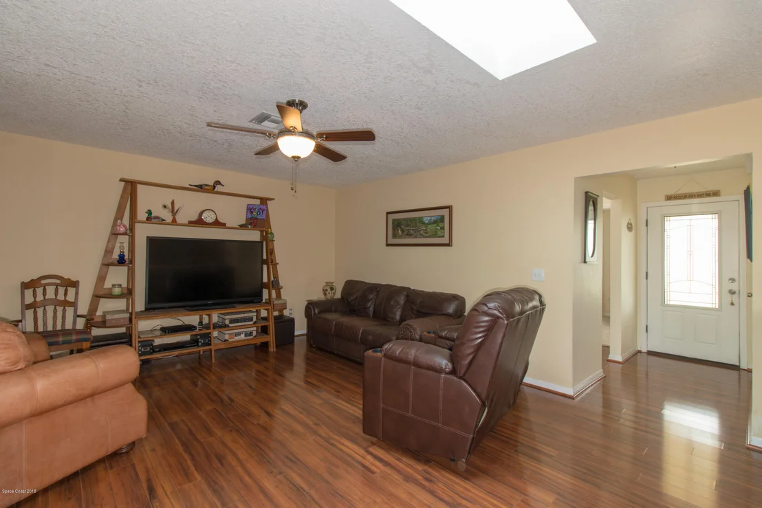 Photo of 1507 Clearbrook Street