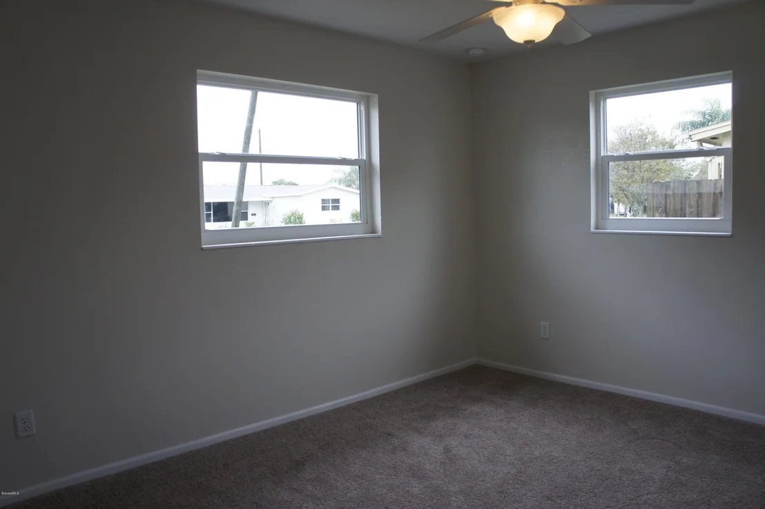 Photo of 566 W Cadillac Circle
