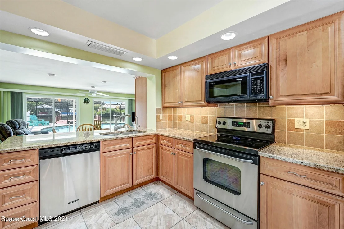 Photo of 489 Penguin Drive