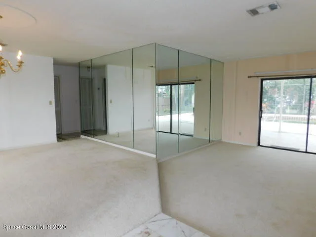 Photo of 961 Preston Trail
