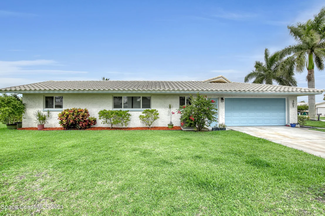 Photo of 307 Brightwaters Drive