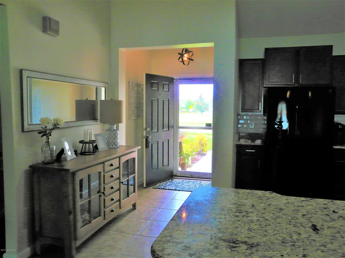 Photo of 1410 Corbett Lane