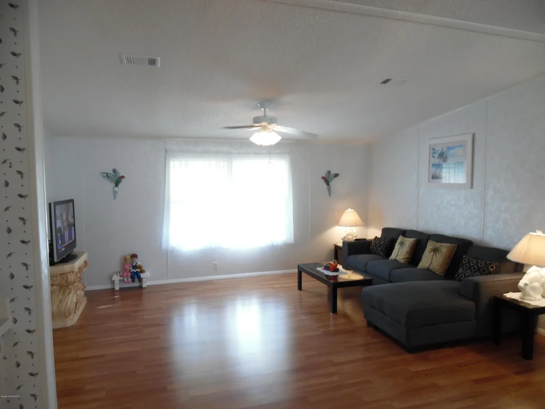 Photo of 7555 Blackhawk Road