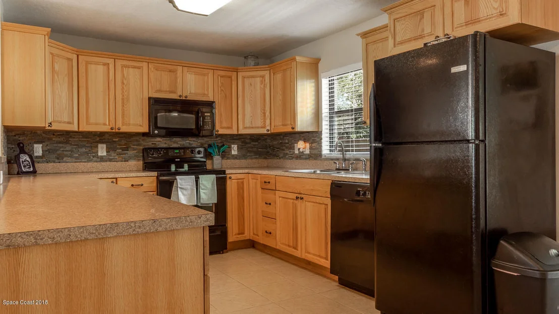 Photo of 6470 Bamboo Avenue