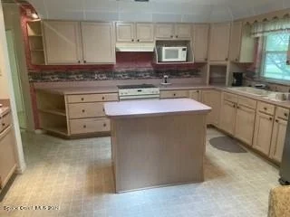 Photo of 6796 Opal Avenue