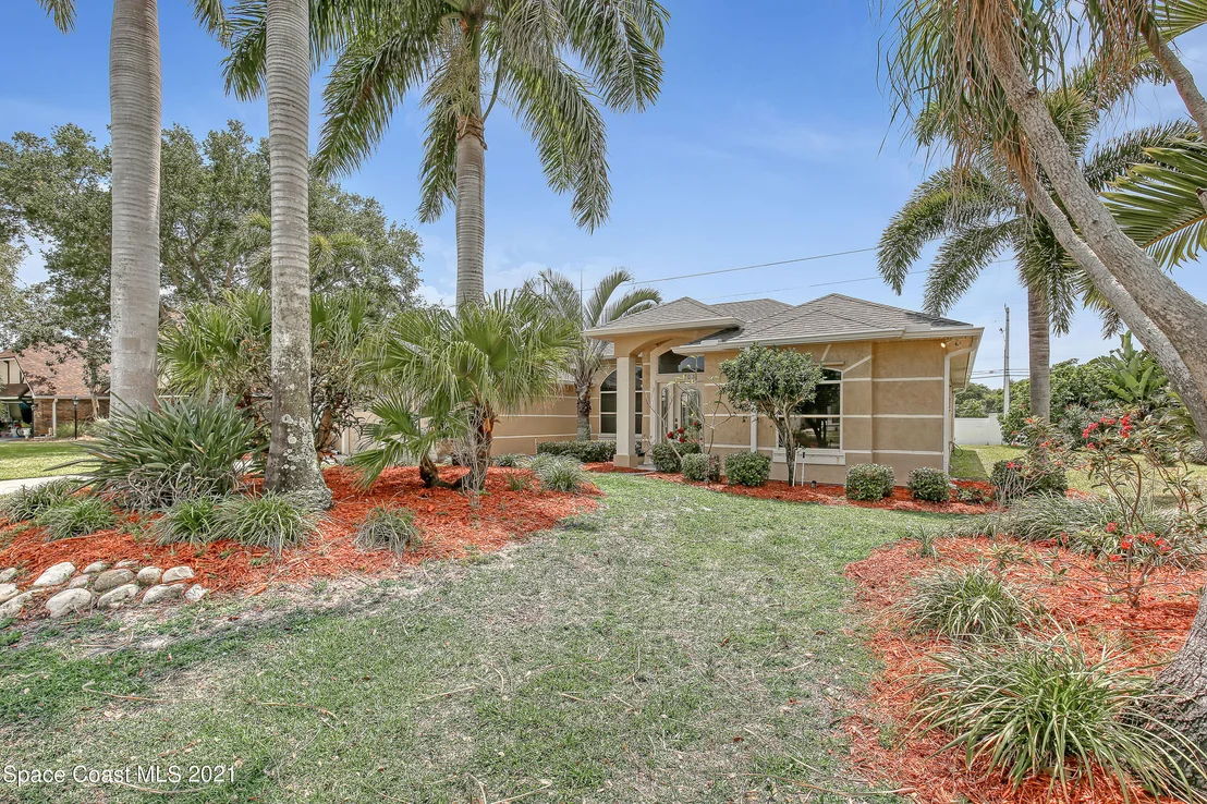 Photo of 703 Peregrine Drive