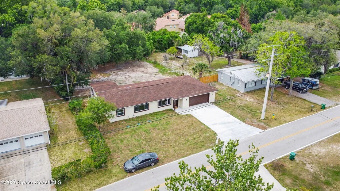 Photo of 2678 Pine Avenue