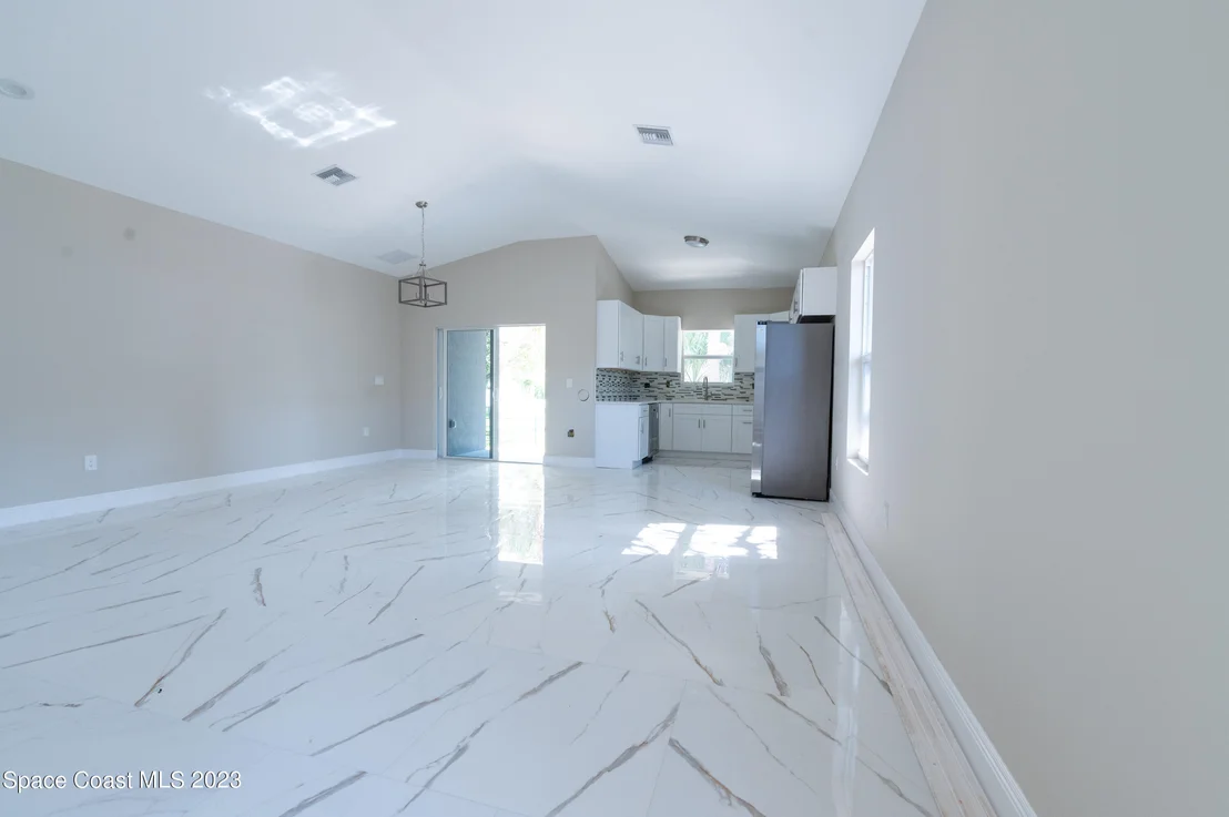 Photo of 1330 28th Avenue